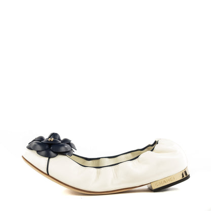 Chanel Lambskin Camellia Cap Toe Ballerina Flats 37.5 White Black 1 of 7