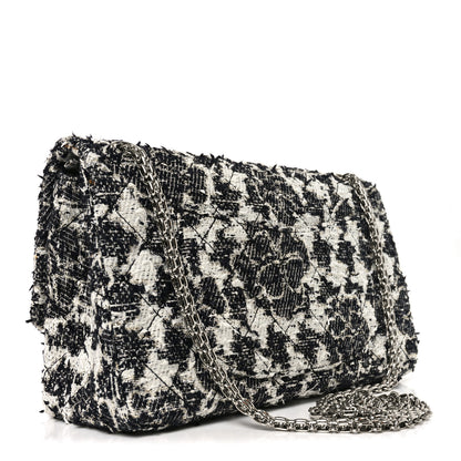 Chanel Tweed Camellia Quilted 2.55 Reissue 226 Flap Ecru 2 of 10
