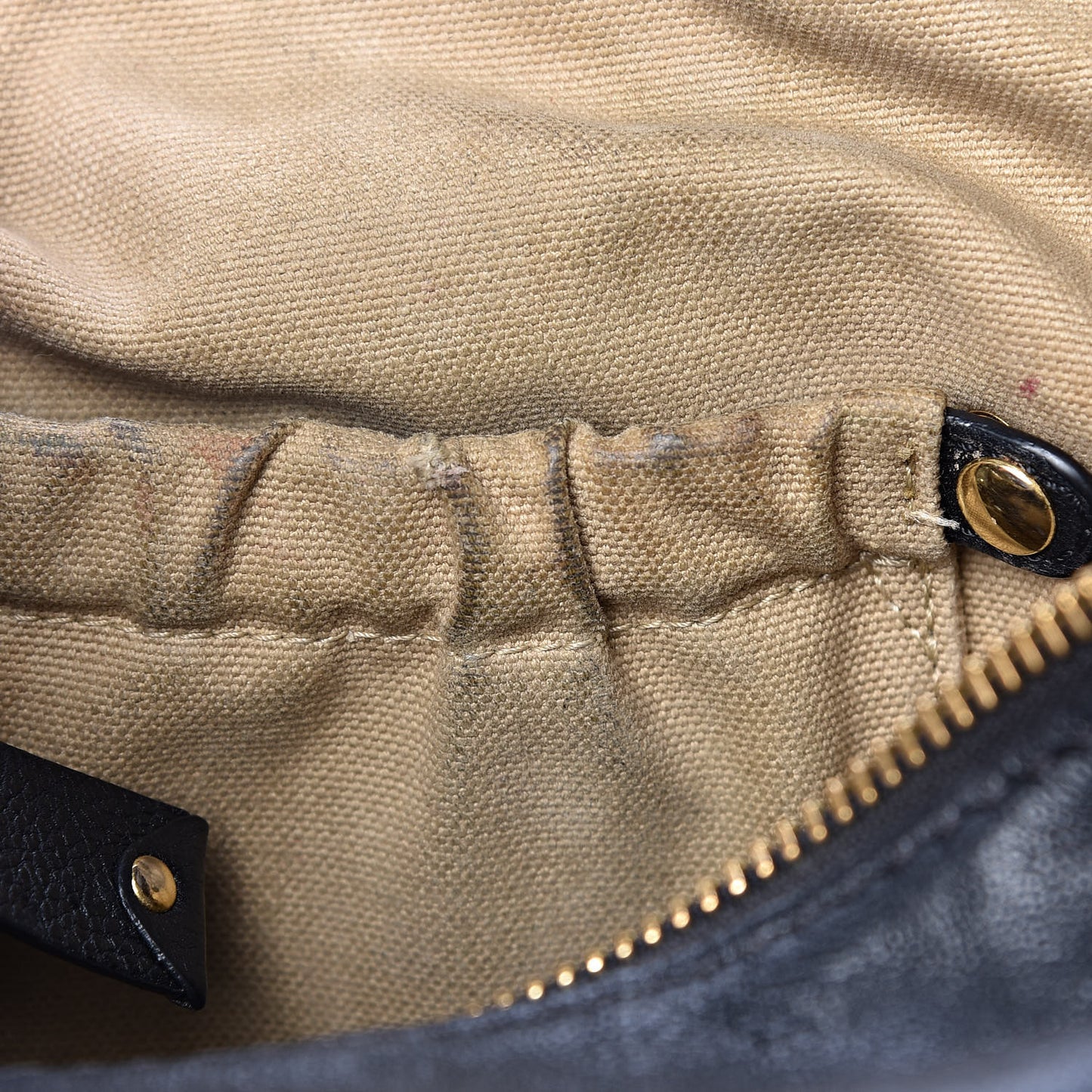 Calfskin Medium Marcie Nude Hobo Black