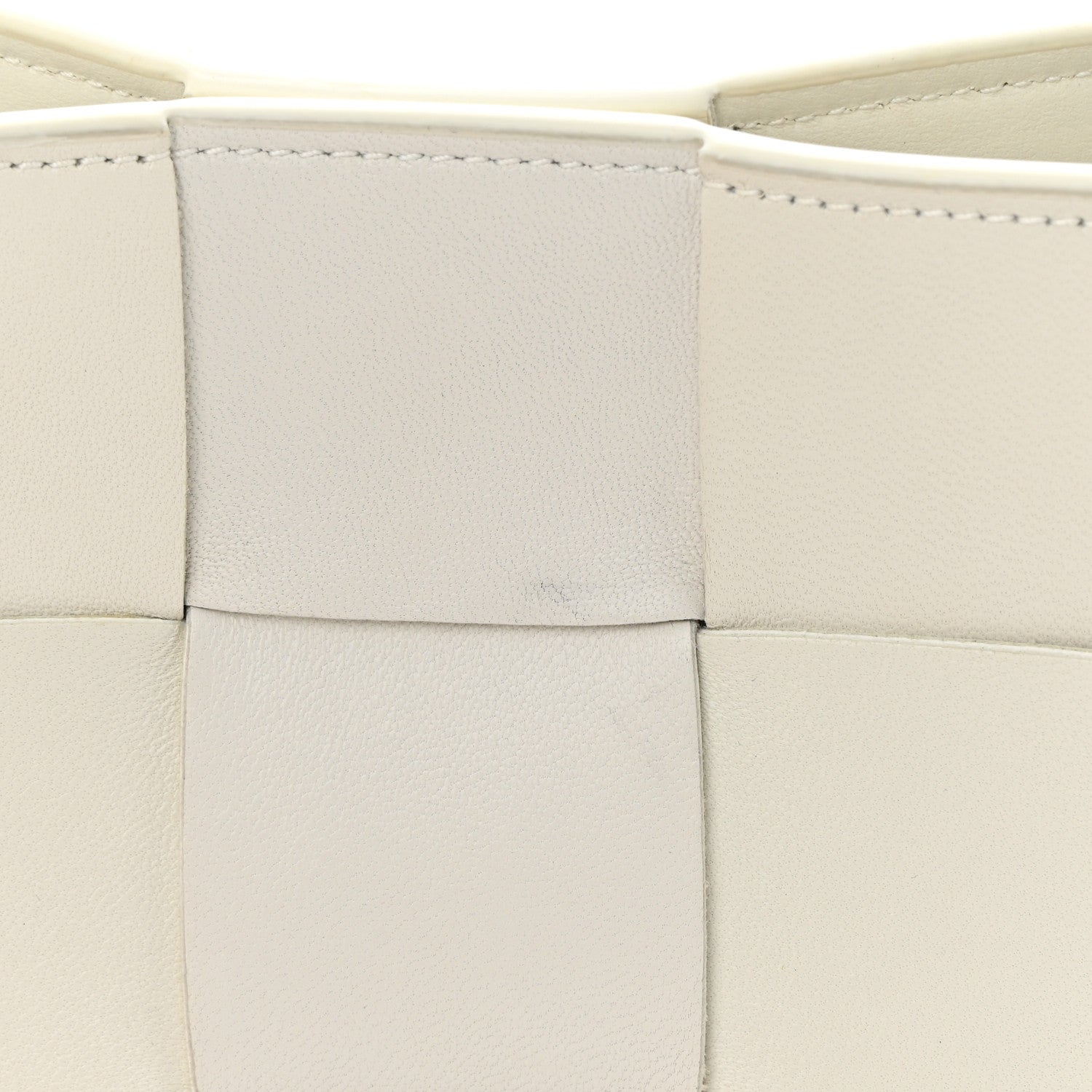 Bottega Veneta Calfskin Maxi Intrecciato Cassette Pouch On Strap Chalk 15 of 15