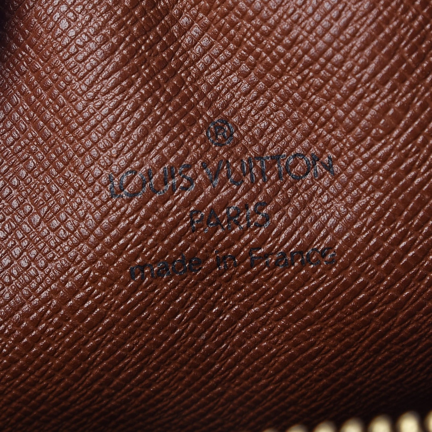 Monogram Amazone