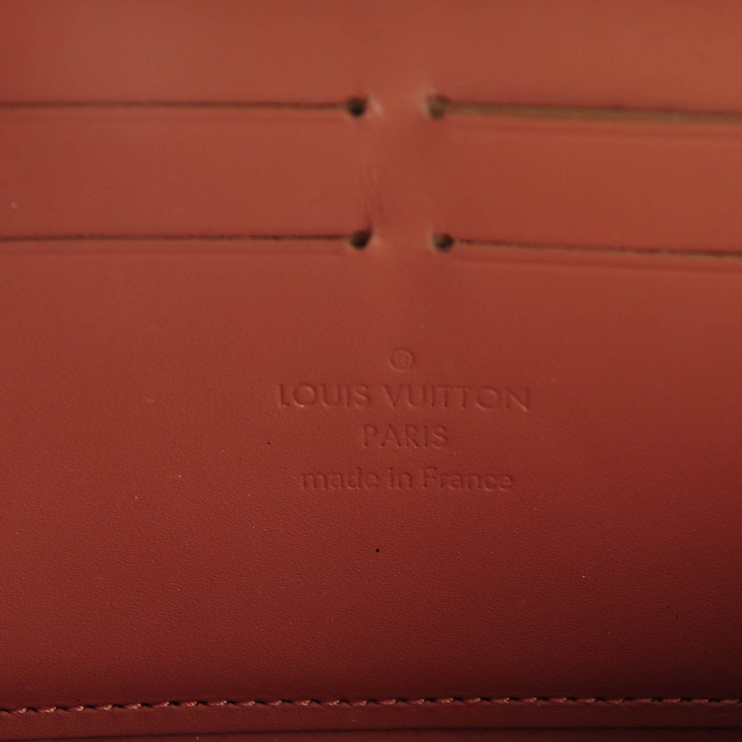 Vernis Zippy Wallet Beige Poudre