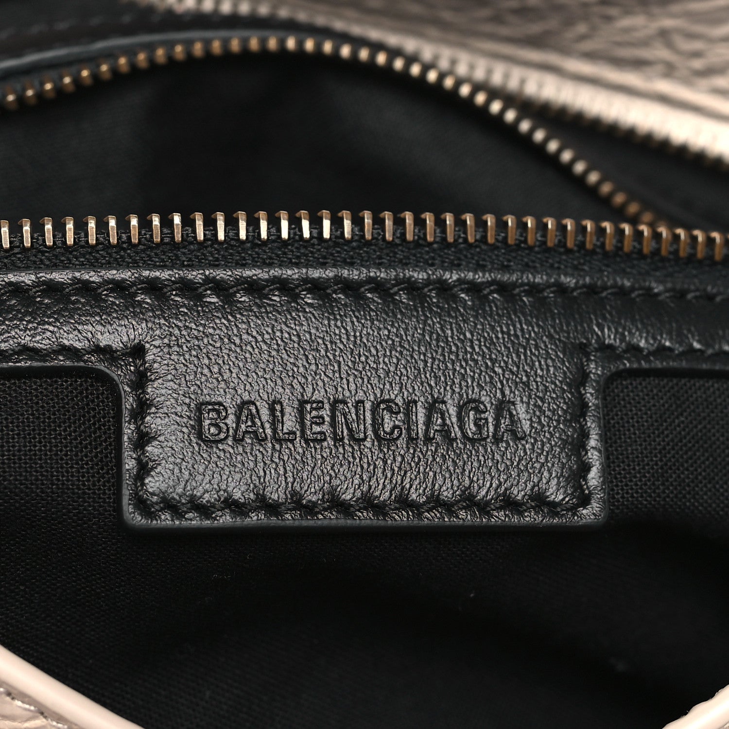 Balenciaga Agneau Arena Classic Hardware Medium Le City Almond 6 of 9