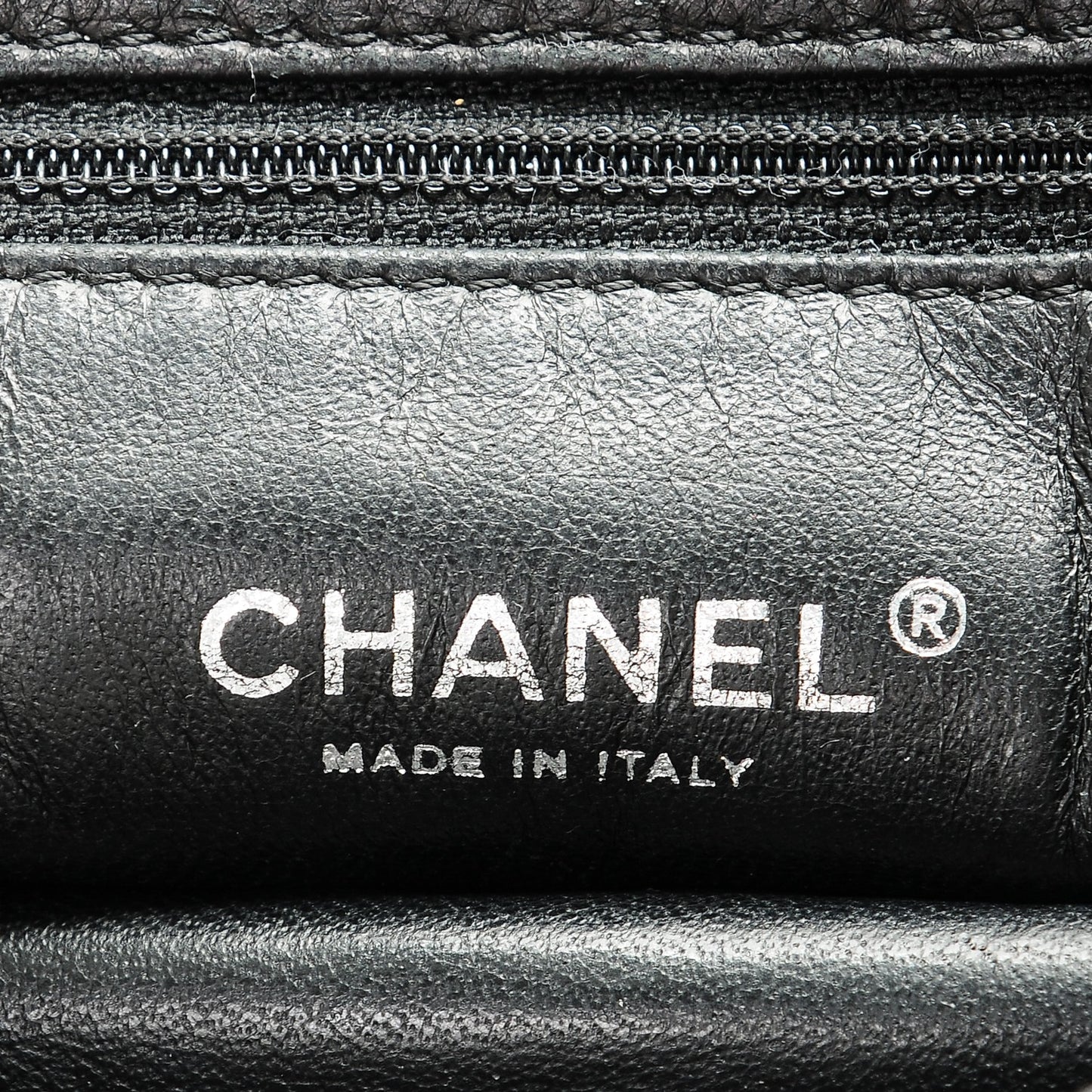 Deerskin Small Luxe Ligne Flap Black