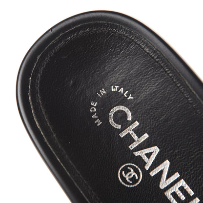 Chanel Tweed Lambskin Chain Flat Sandals 37 White Black 8 of 14