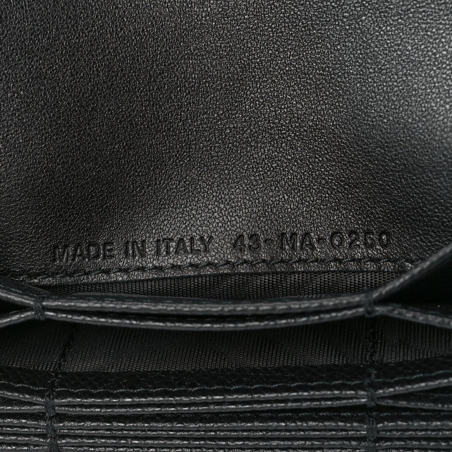 Grained Calfskin Saddle 5-Gusset Card Holder Black