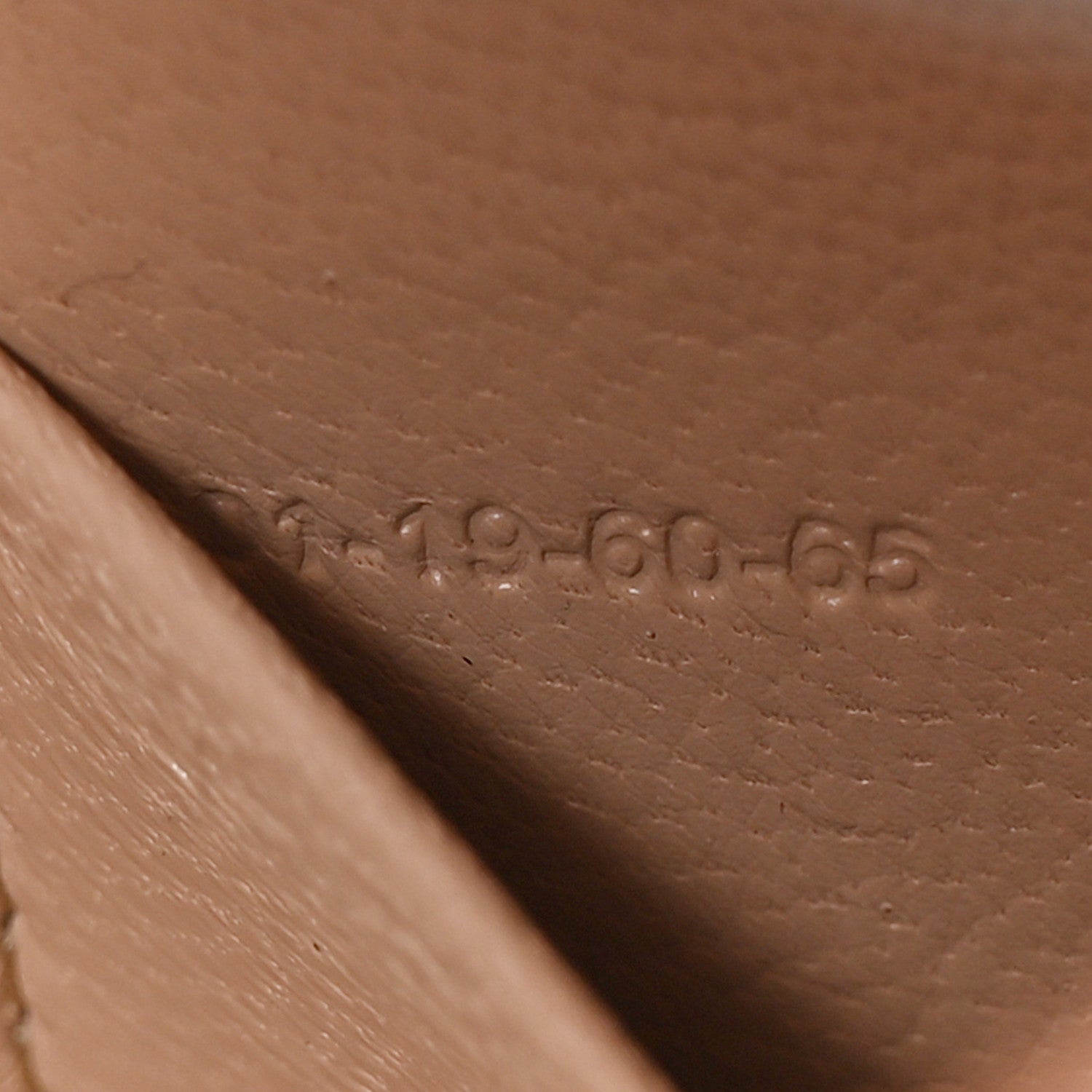Chloe Spazzolato Sfumato Lambskin Calfskin Small Nile Bracelet Minaudiere Bag Caramel 8 of 15