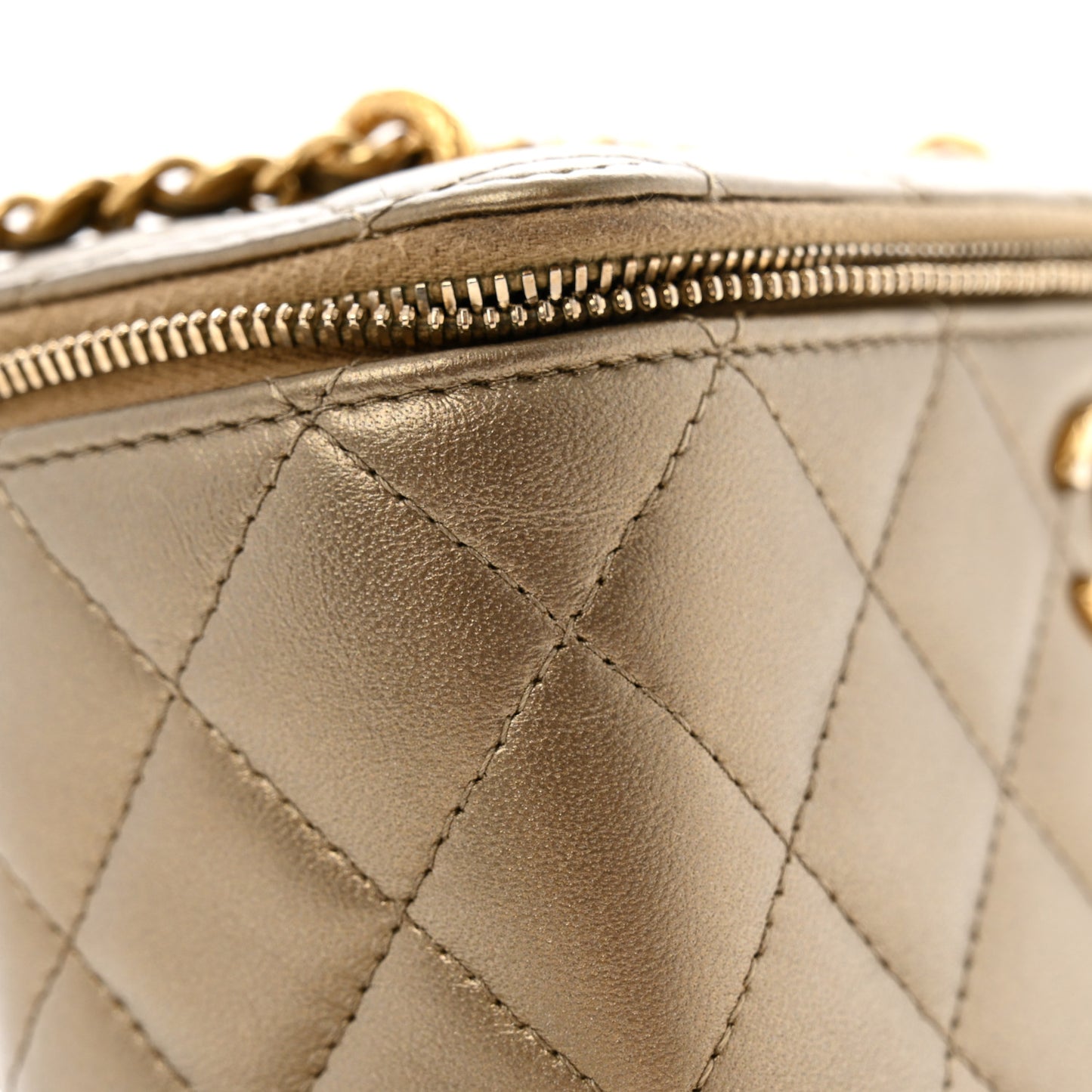 Metallic Lambskin Quilted Small CC Vanity Case With Chain Gold Gold