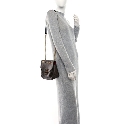 Louis Vuitton Monogram Passy 2 of 8