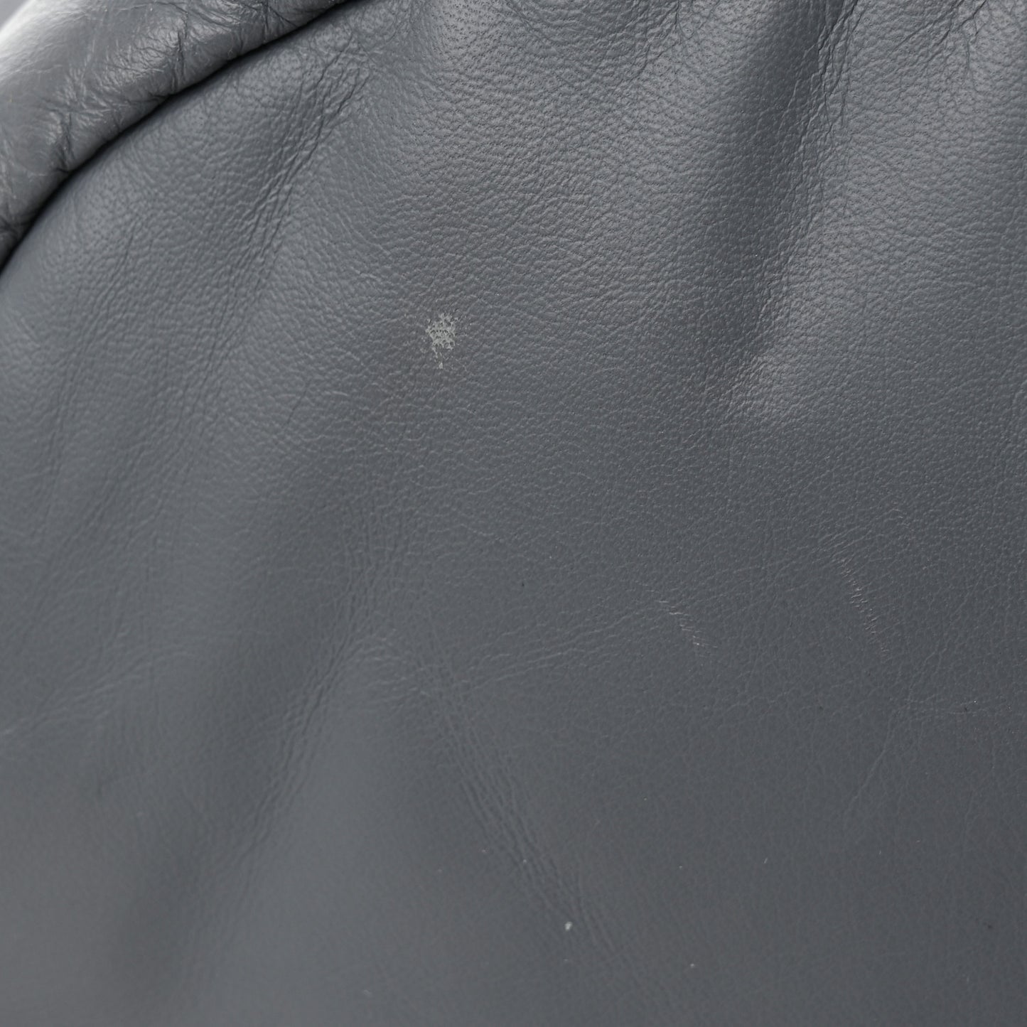 Calfskin Beak Backpack Grau