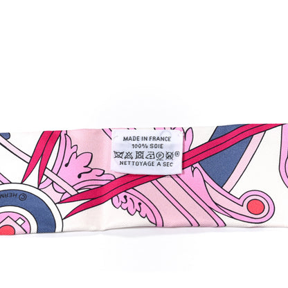 Hermes Silk Washington's Carriage Detail Twilly White Rose Vif Gris 2 of 5