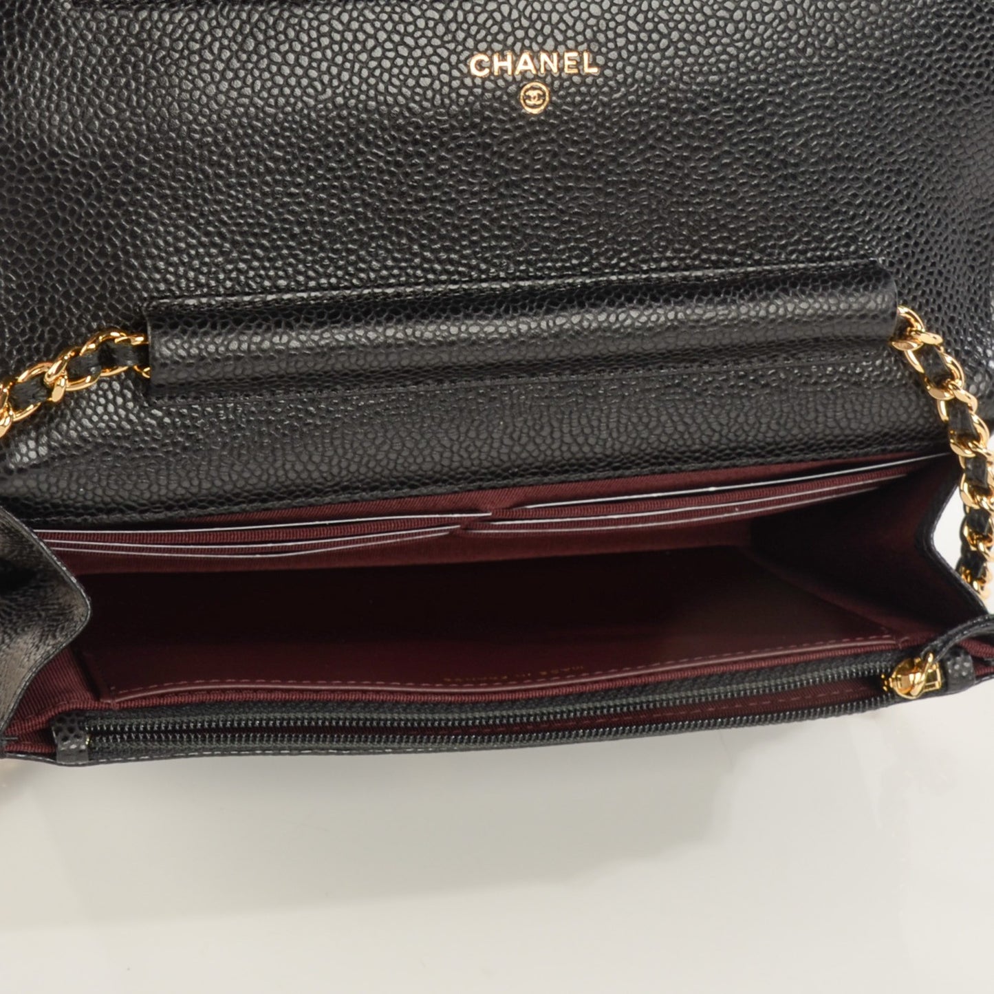 Caviar Quilted Wallet On Chain WOC Black