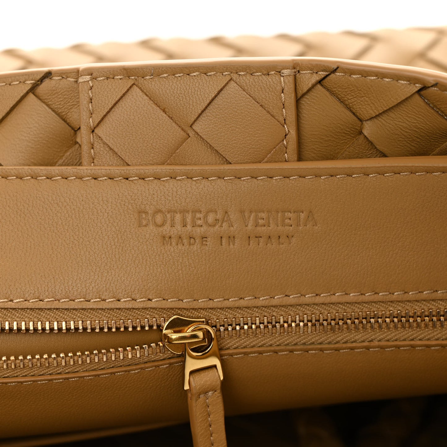 Nappa Intrecciato Medium Andiamo Shoulder Bag Dark Praline