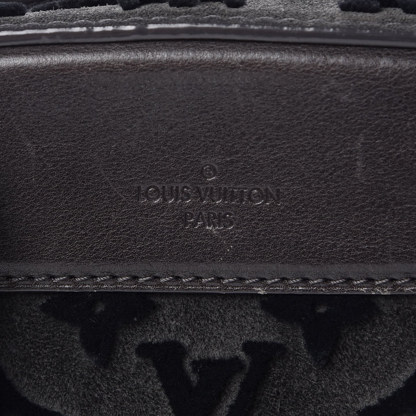 Monogram Suede Tuffetage Deauville Cube Gris