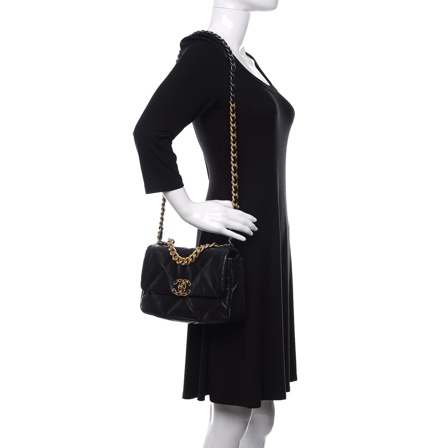Goatskin Quilted Medium 19 Flap Black