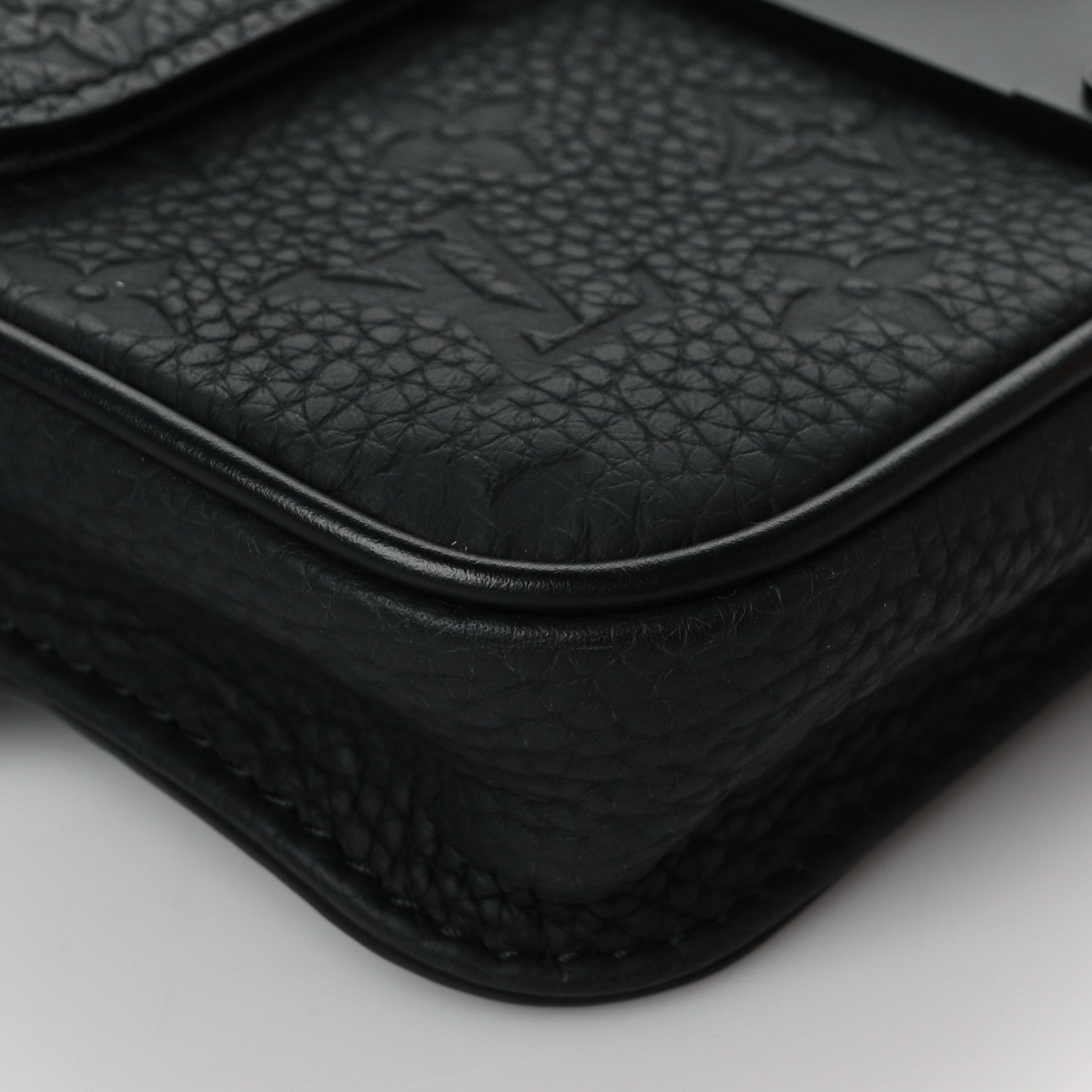 Louis Vuitton Taurillon Monogram S Lock Sling Bag Black 8 of 10