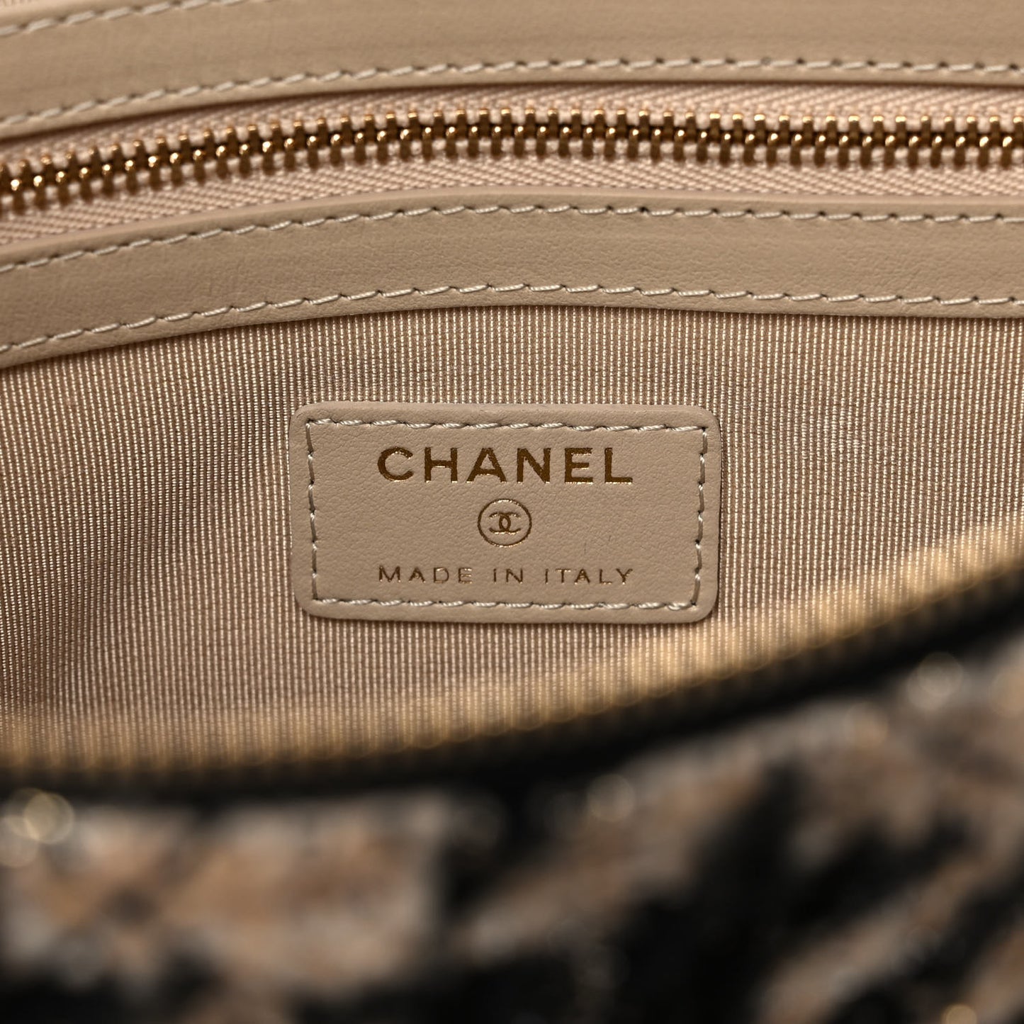 Tweed Shearling Quilted Chanel Cosmetic Pouch Beige Black