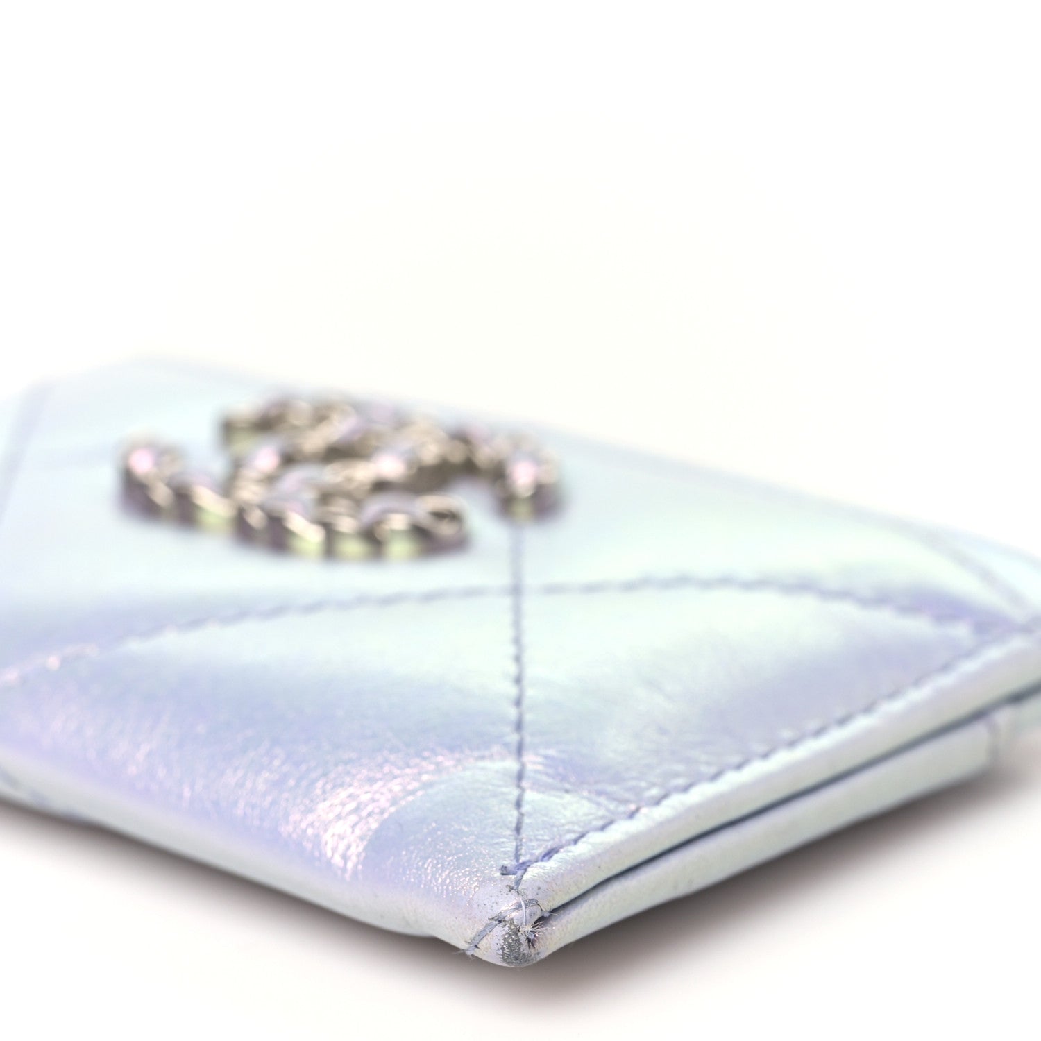 Chanel Iridescent Calfskin Quilted Chanel 19 Card Holder Light Purple 11 of 13