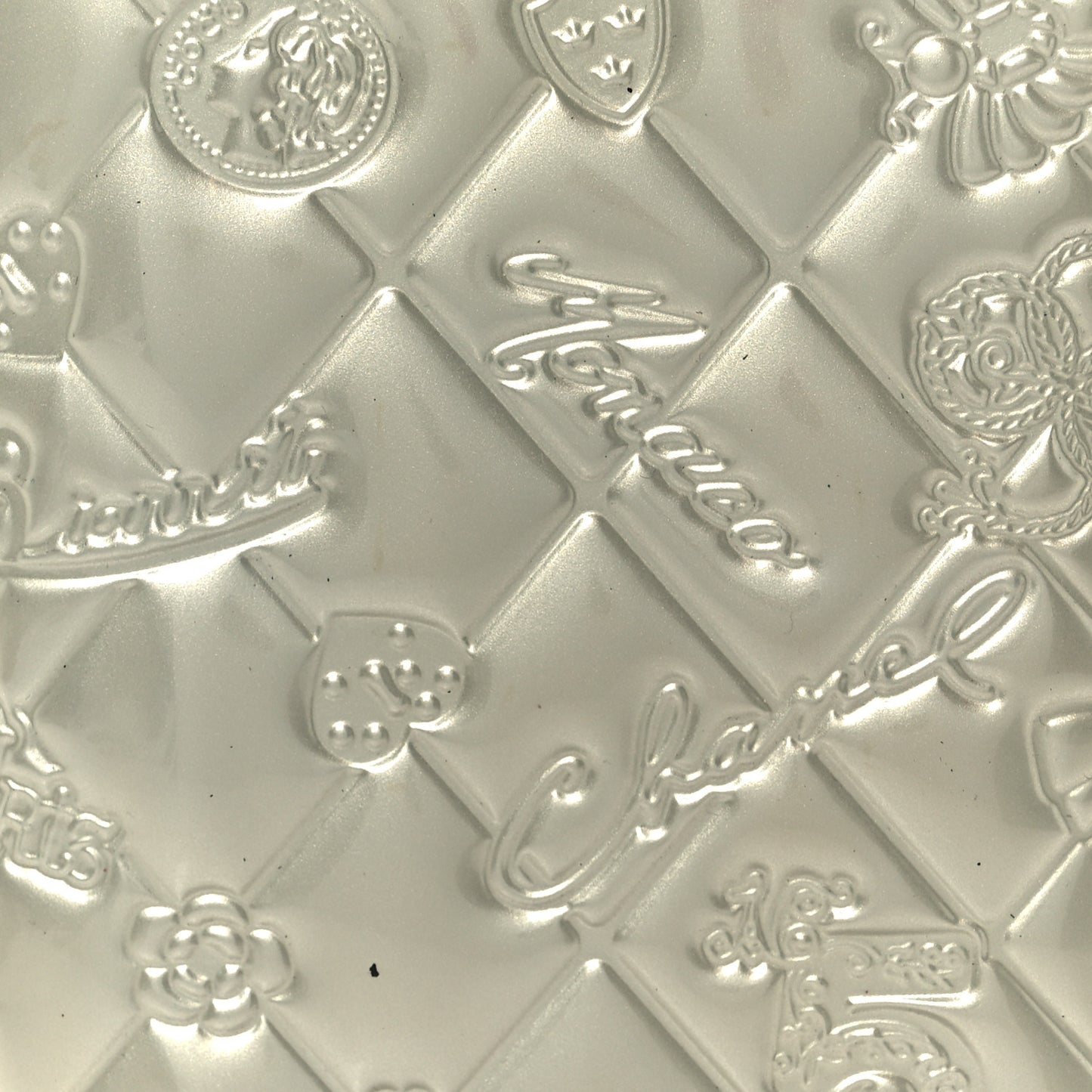 Metallic Patent Calfskin Quilted Lucky Symbols Yen Wallet Silver