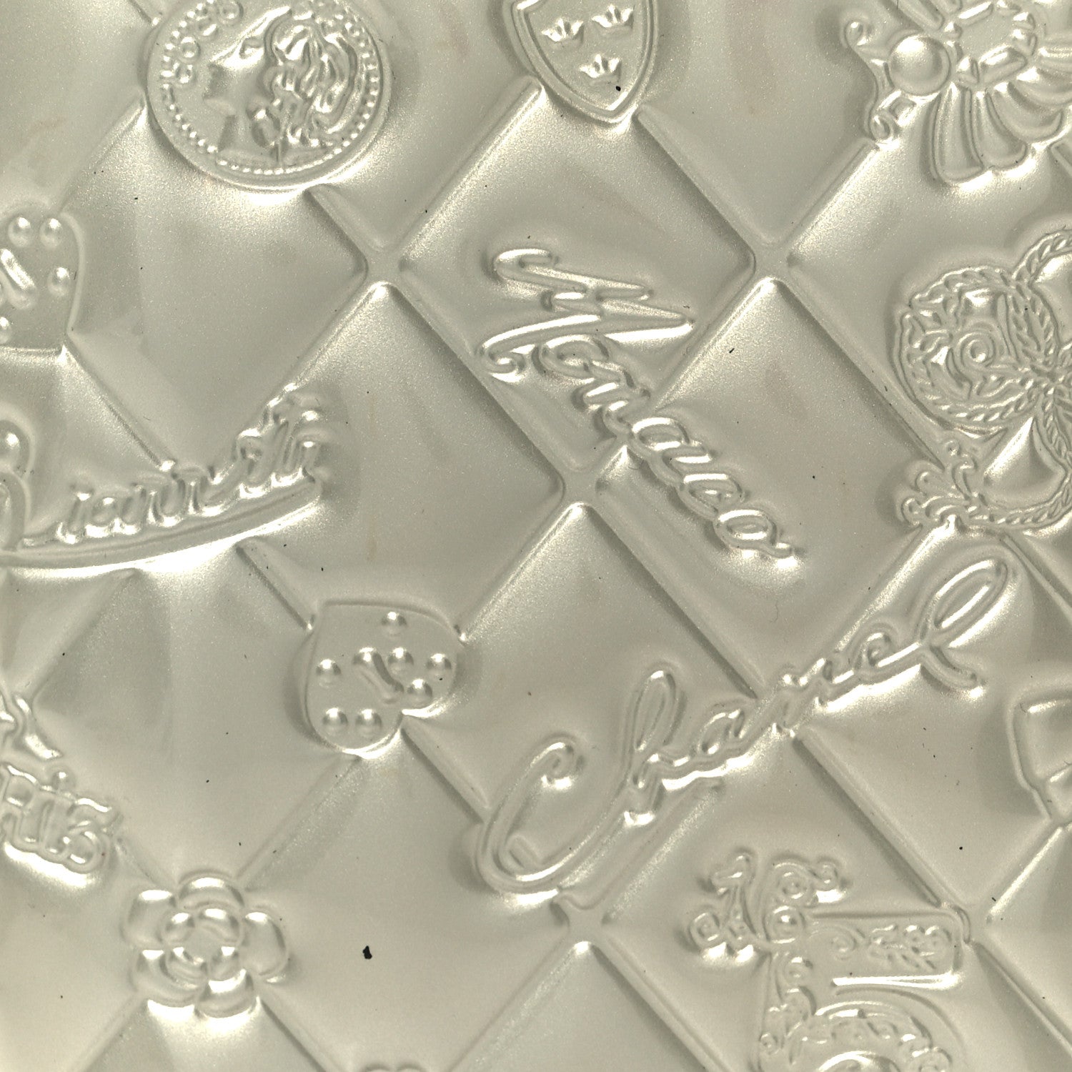 Chanel Metallic Patent Calfskin Quilted Lucky Symbols Yen Wallet Silver 10 of 12