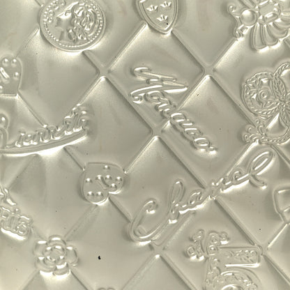 Chanel Metallic Patent Calfskin Quilted Lucky Symbols Yen Wallet Silver 10 of 12