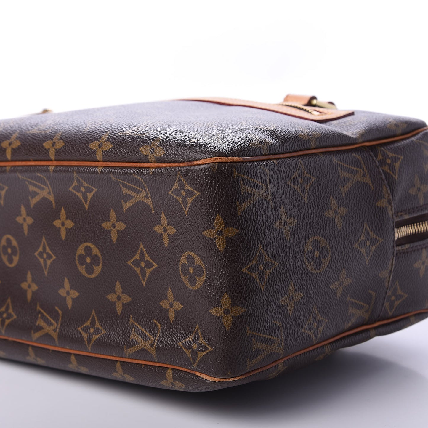 Monogram Cite GM