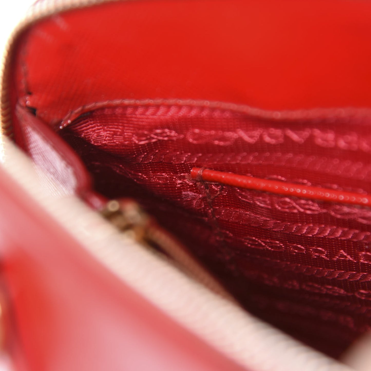 Saffiano Vernice Mini Promenade Tote Rosso