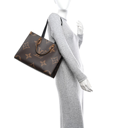Louis Vuitton Reverse Monogram Giant Onthego MM 2 of 9