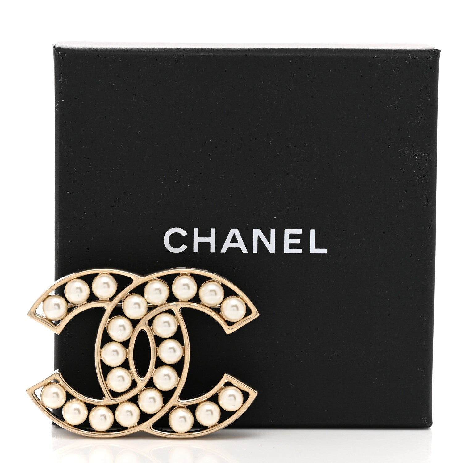 Chanel Pearl CC Brooch Light Gold 5 of 5