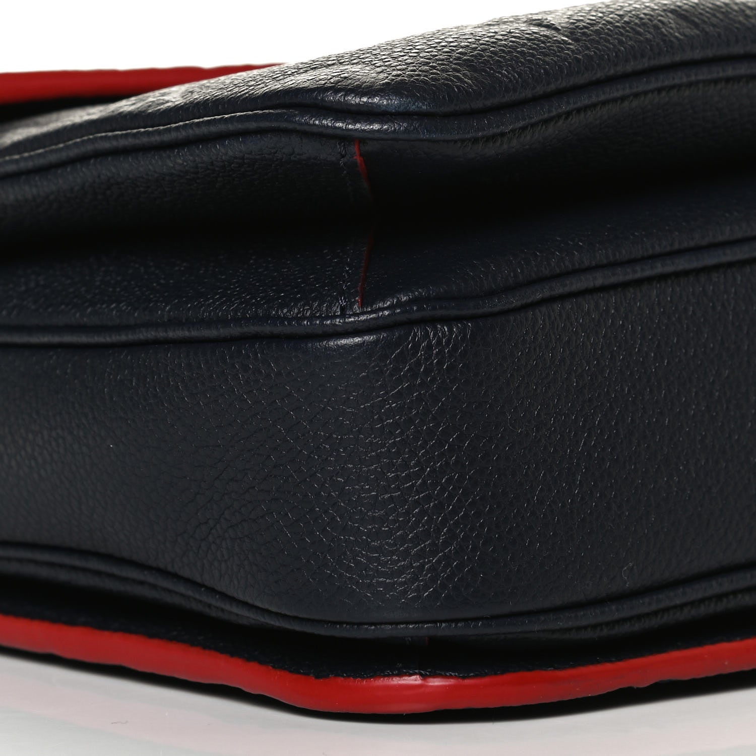 Louis Vuitton Empreinte Pochette Metis Marine Rouge 19 of 27