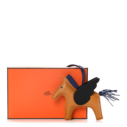 Hermes Milo Lambskin Grigri Rodeo Pegase Horse Bag Charm MM Sesame Black Bleu Saphir 5 of 5