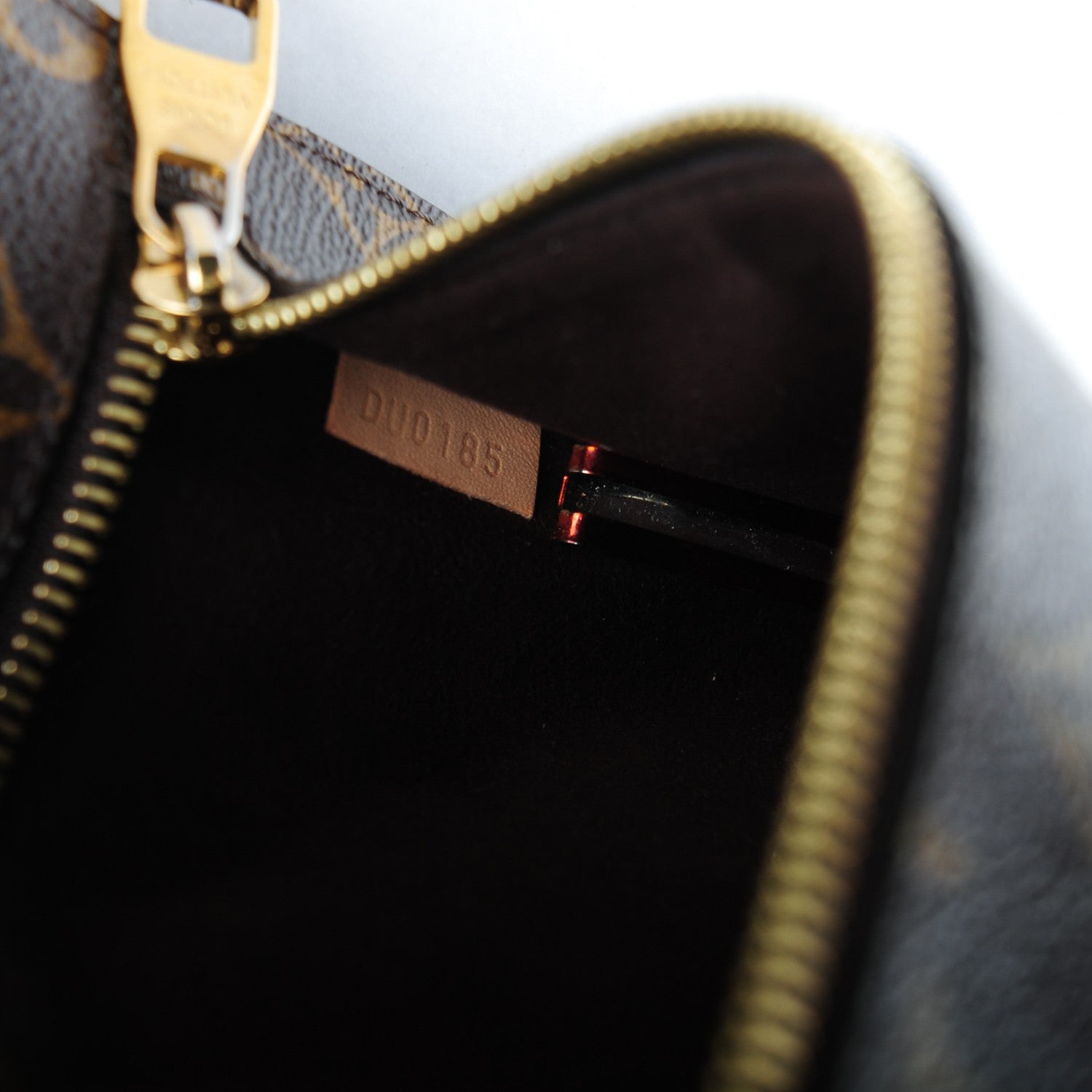 Louis Vuitton Monogram Pochette Metis 7 of 7