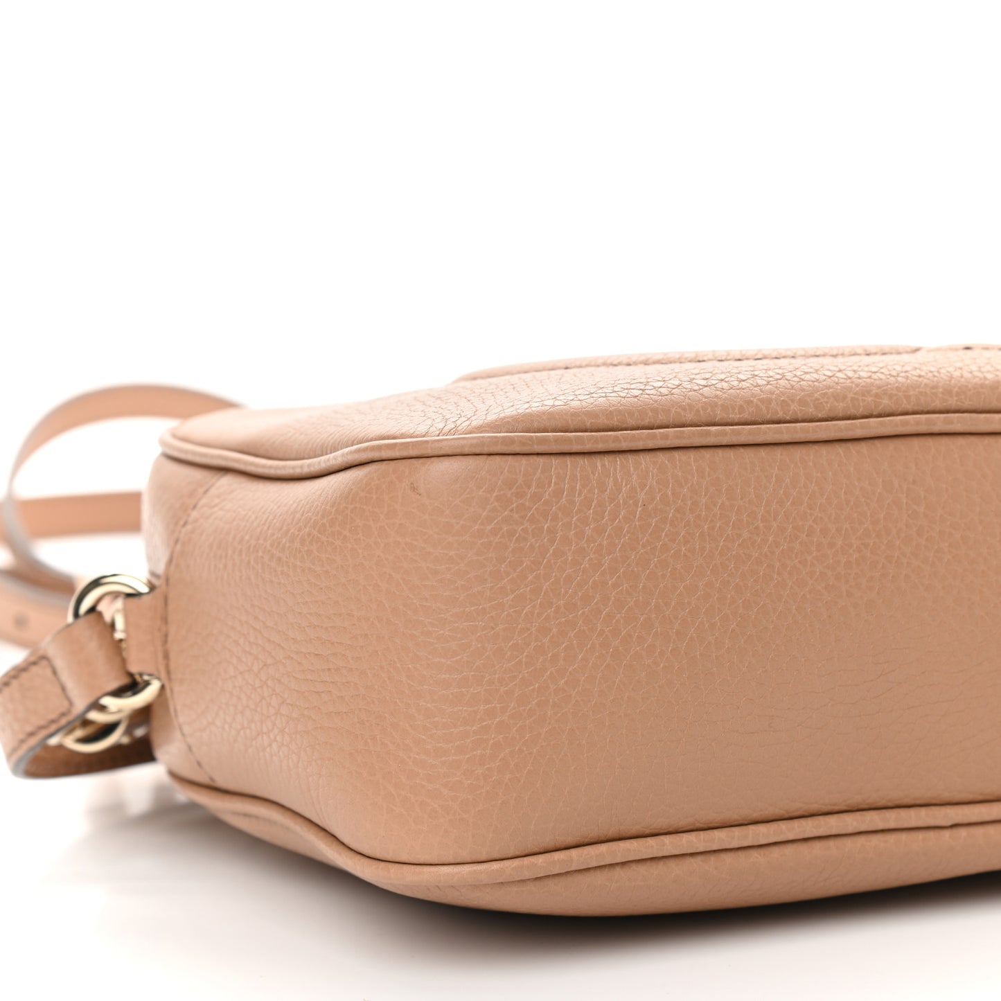 Pebbled Calfskin Small Soho Disco Bag Camelia