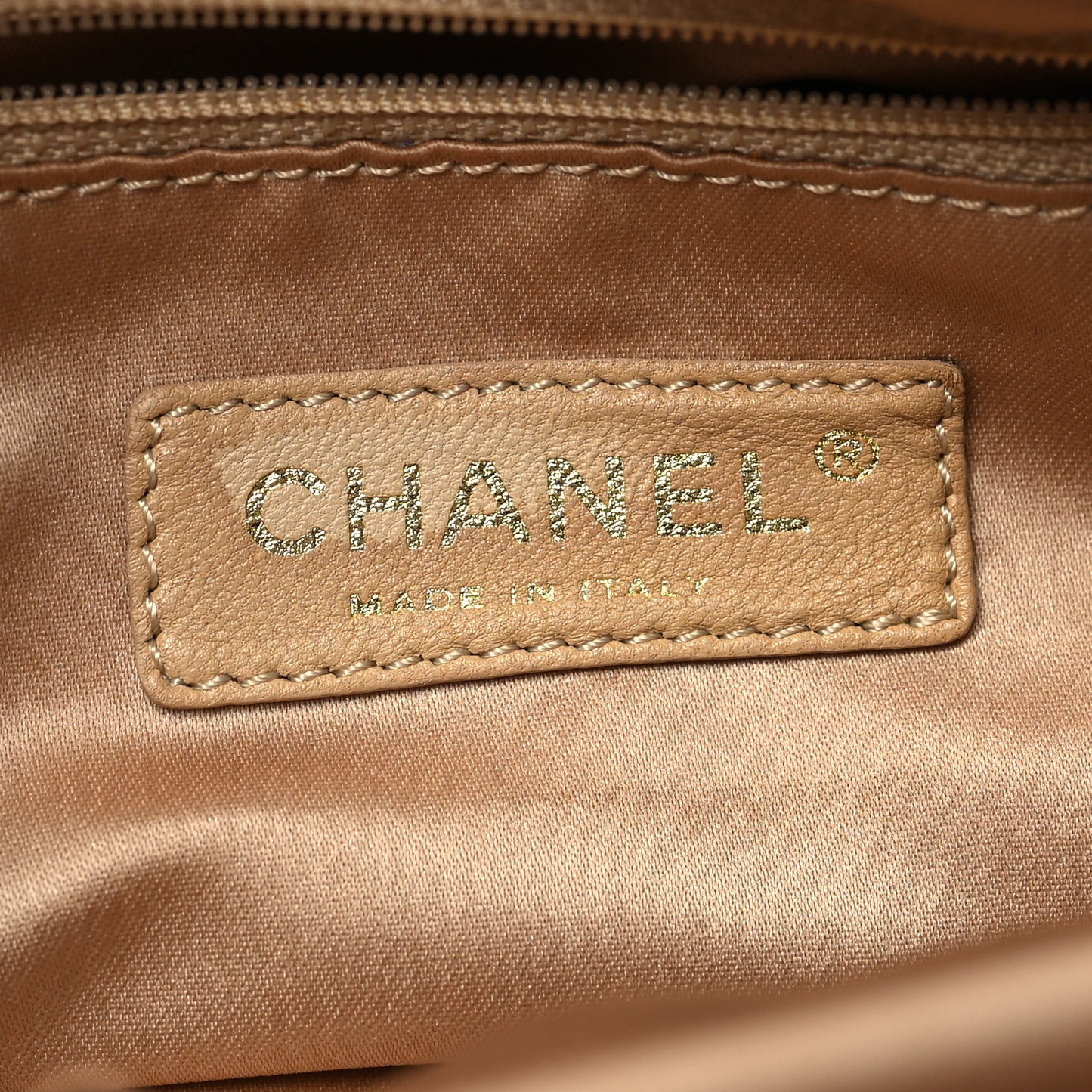 Calfskin Bubble Quilt Bowler Brown