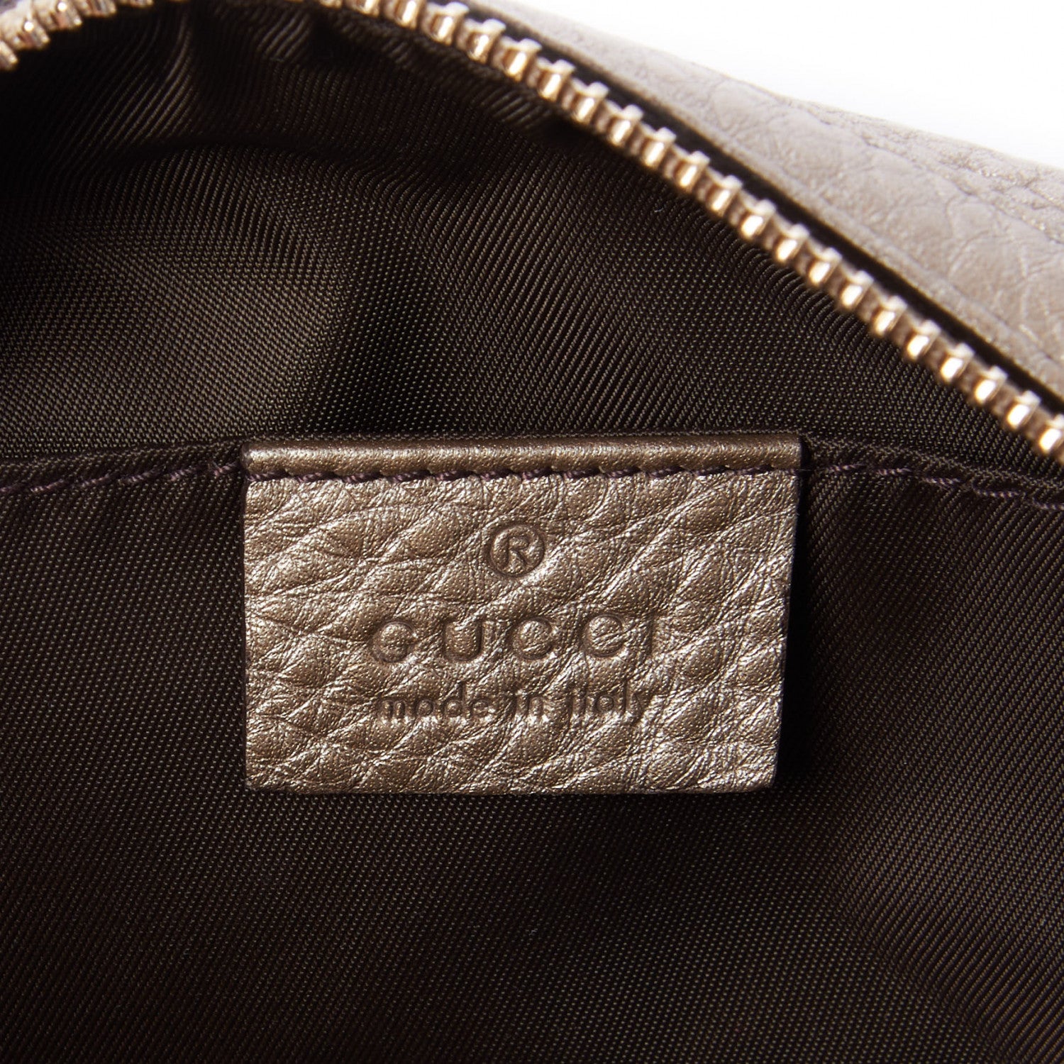 Gucci Metallic Pebbled Calfskin Medium Soho Cosmetic Case Golden Beige 7 of 8