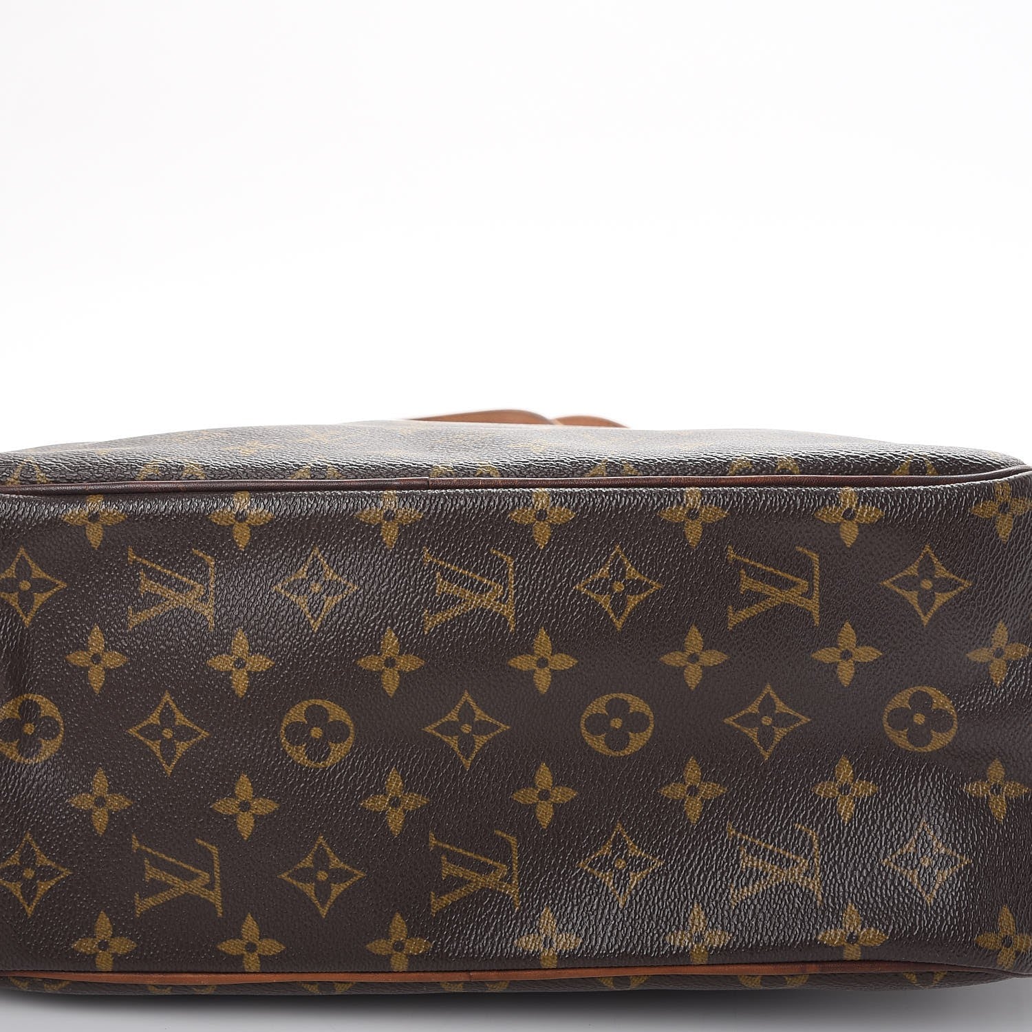 Louis Vuitton Monogram Batignolles Vertical 18 of 19