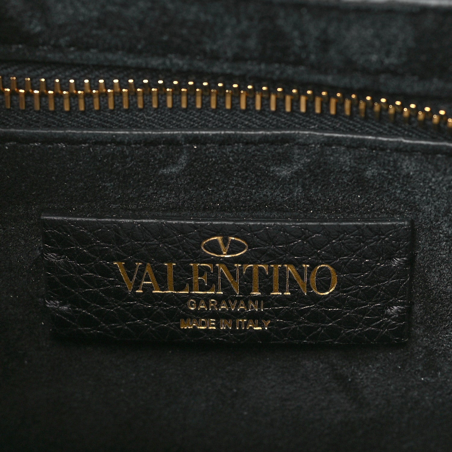Valentino Garavani Grained Calfskin Medium Roman Stud Shoulder Bag Black 6 of 9