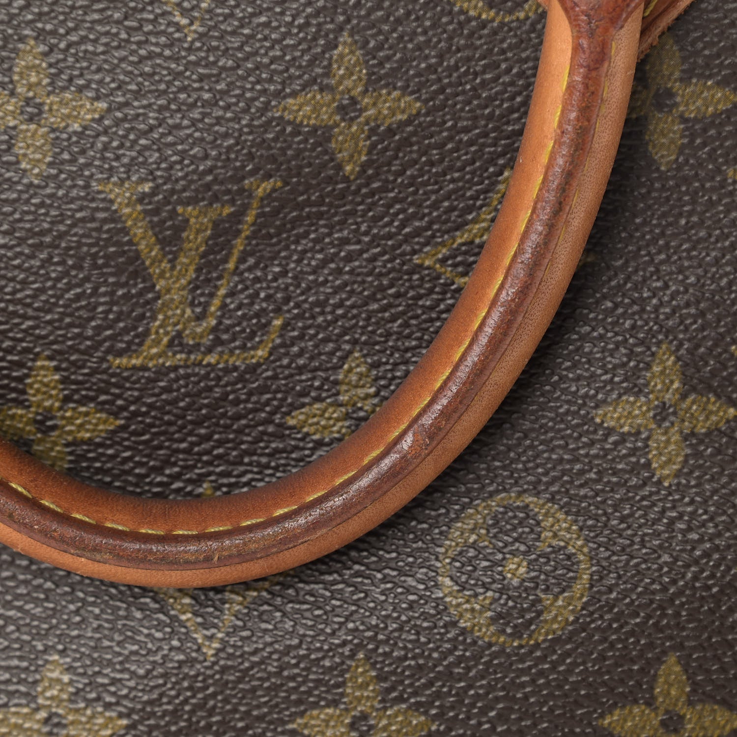 Louis Vuitton Monogram Alma PM 13 of 16