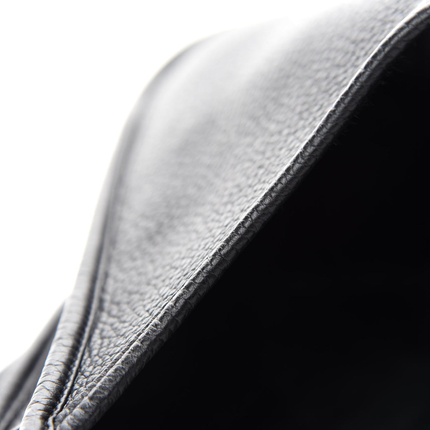Taurillon Clemence Evelyne III PM Black