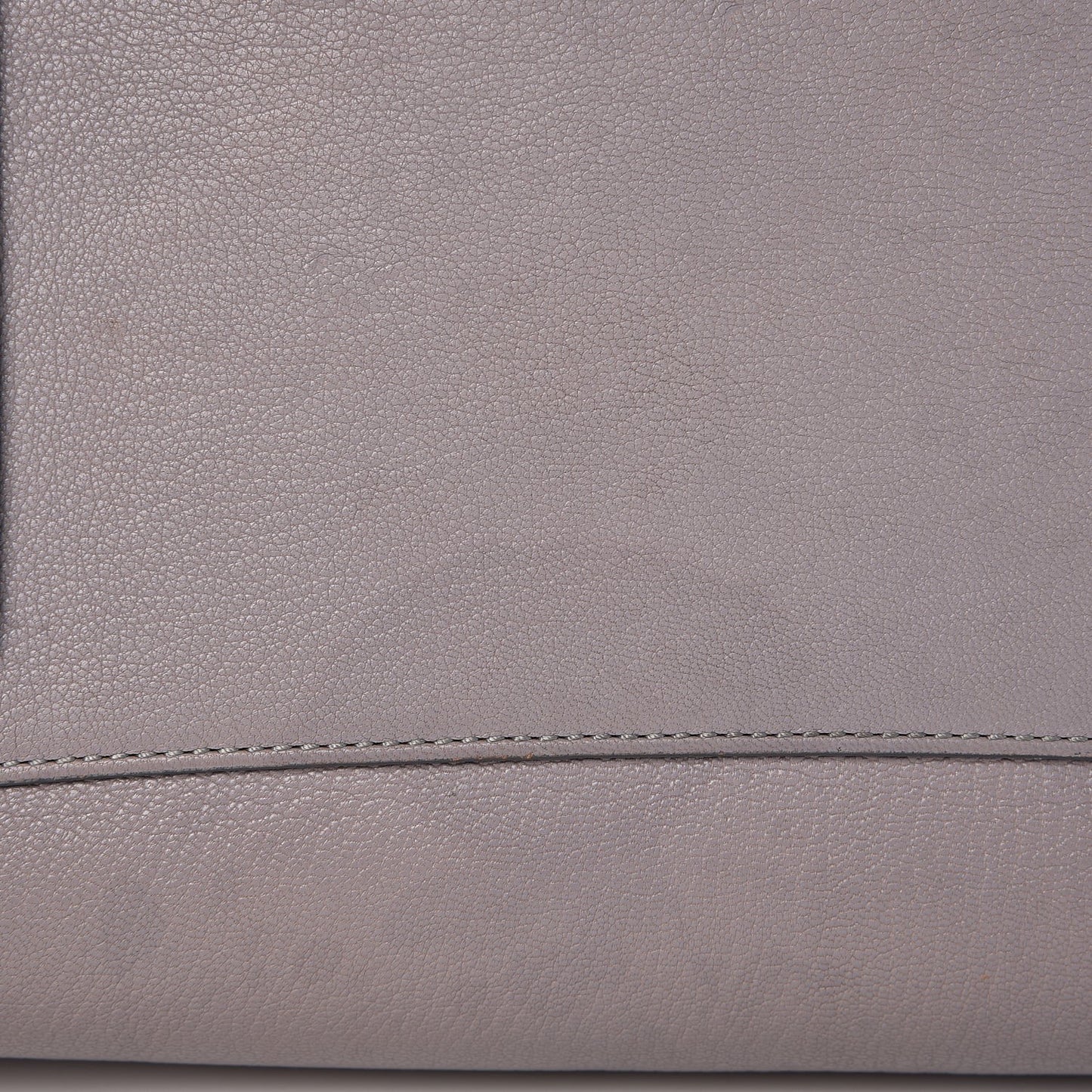 Sugar Goatskin Medium Antigona Pearl Grey