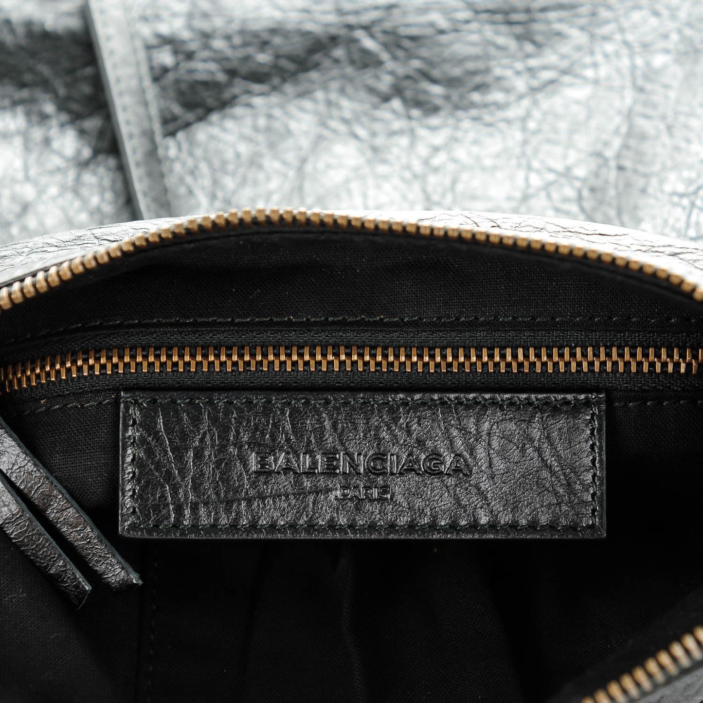 Agneau Classic Hardware Flat Crossbody Black