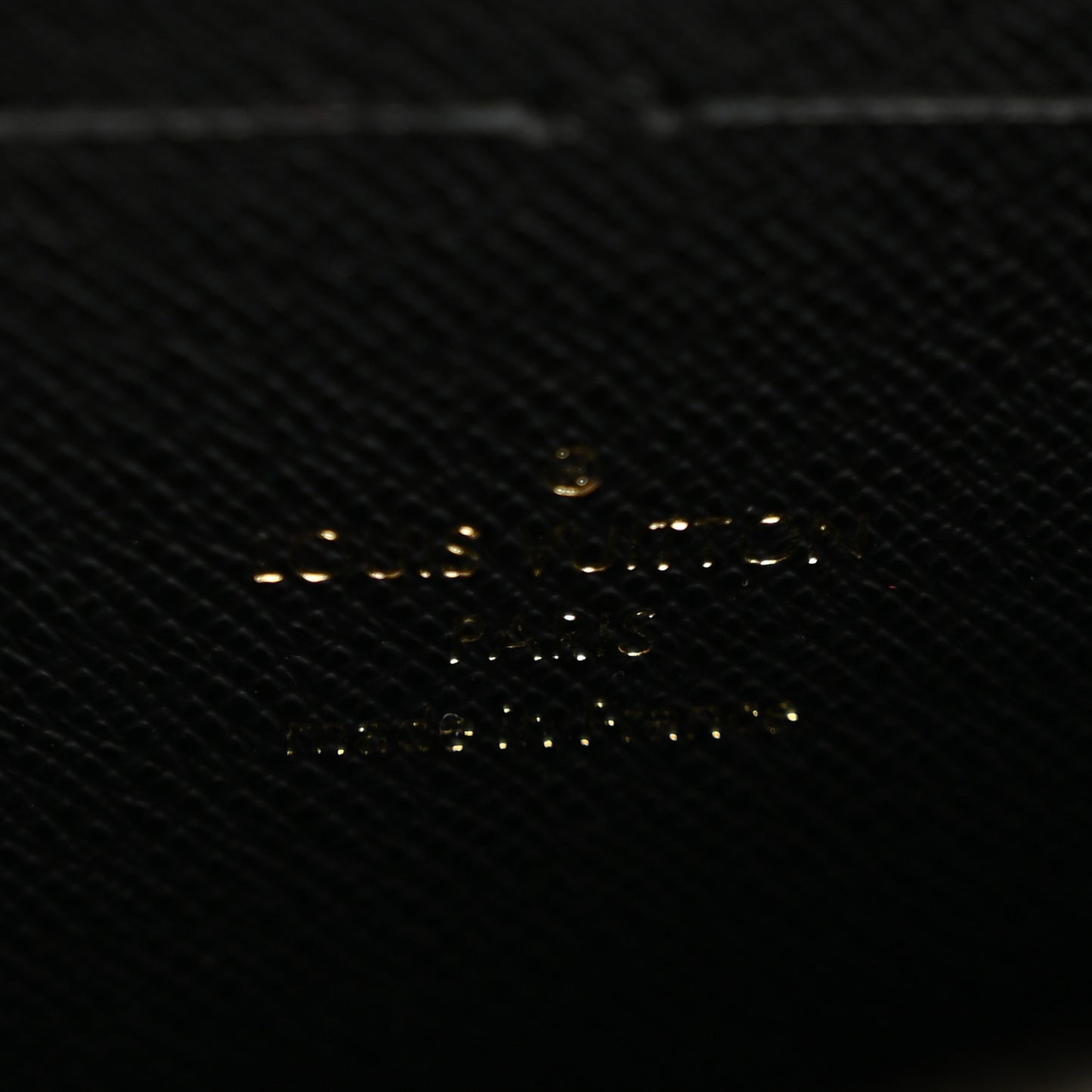 Epi Twist Belt Chain Wallet Black