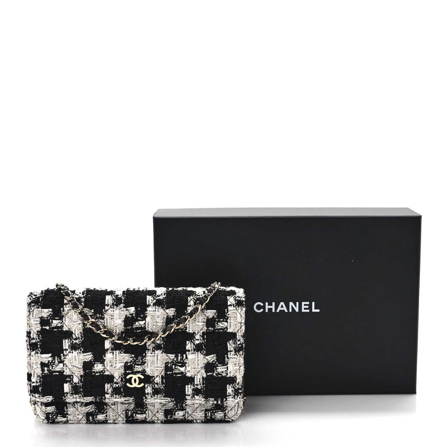 Tweed Quilted Wallet On Chain WOC Black Ecru White