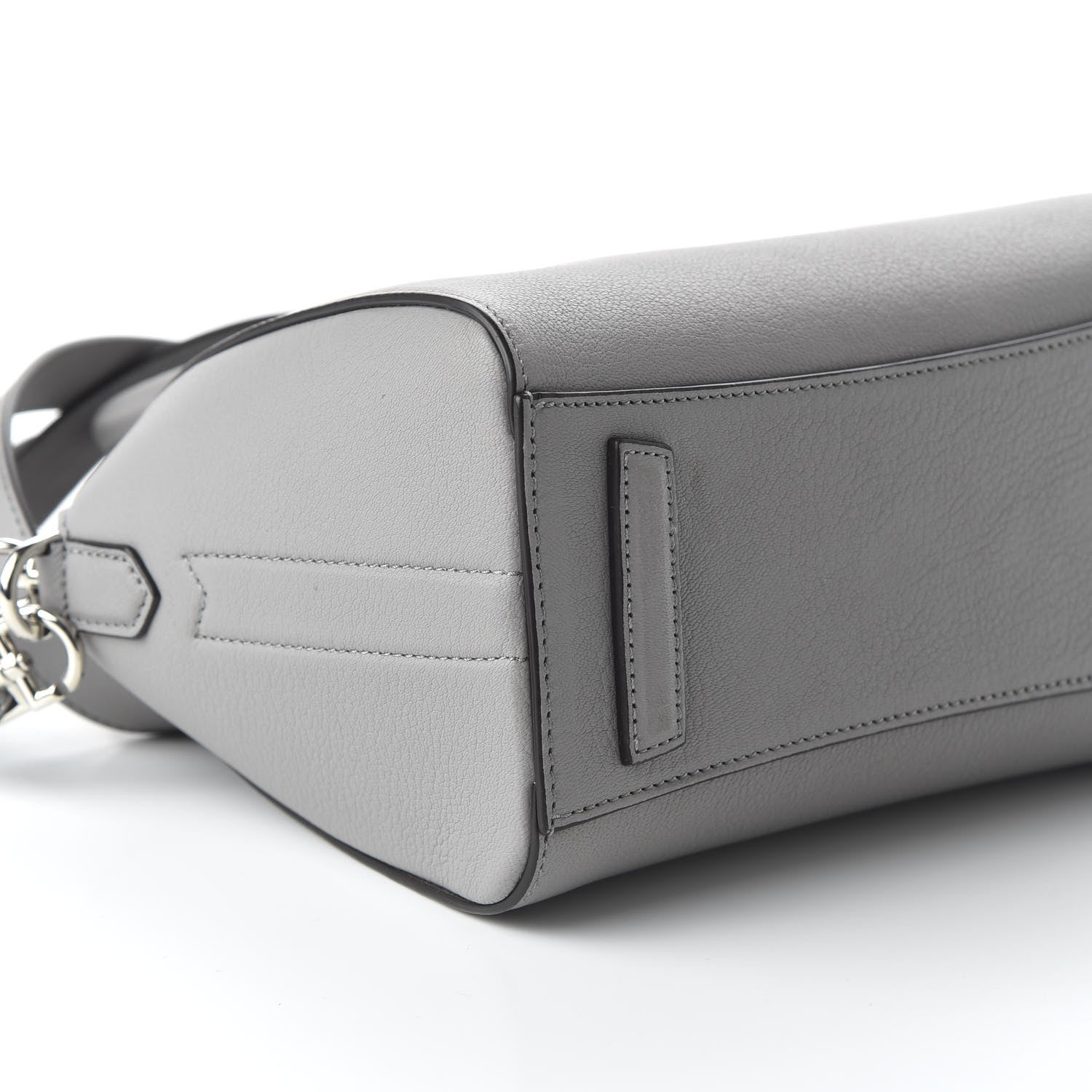 Givenchy Sugar Goatskin Mini Antigona Pearl Grey 5 of 10