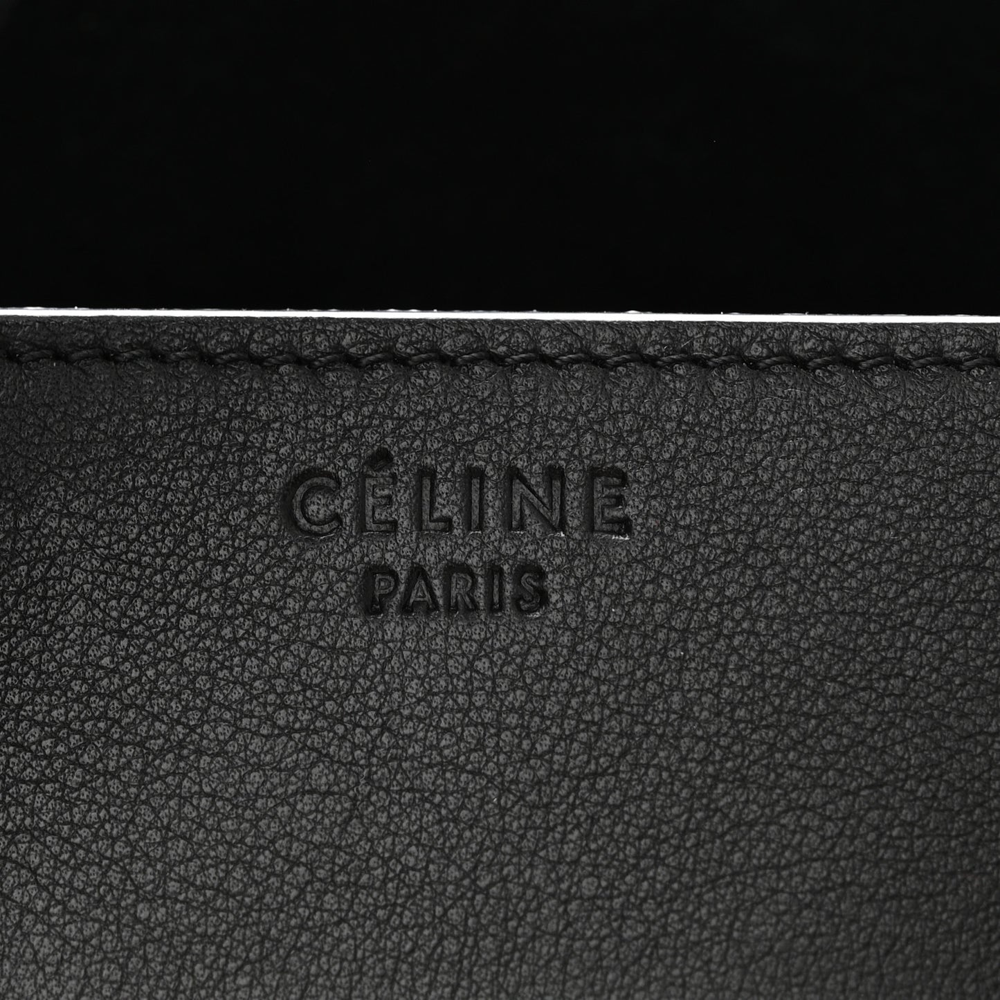 Grained Calfskin Medium Phantom Luggage Black