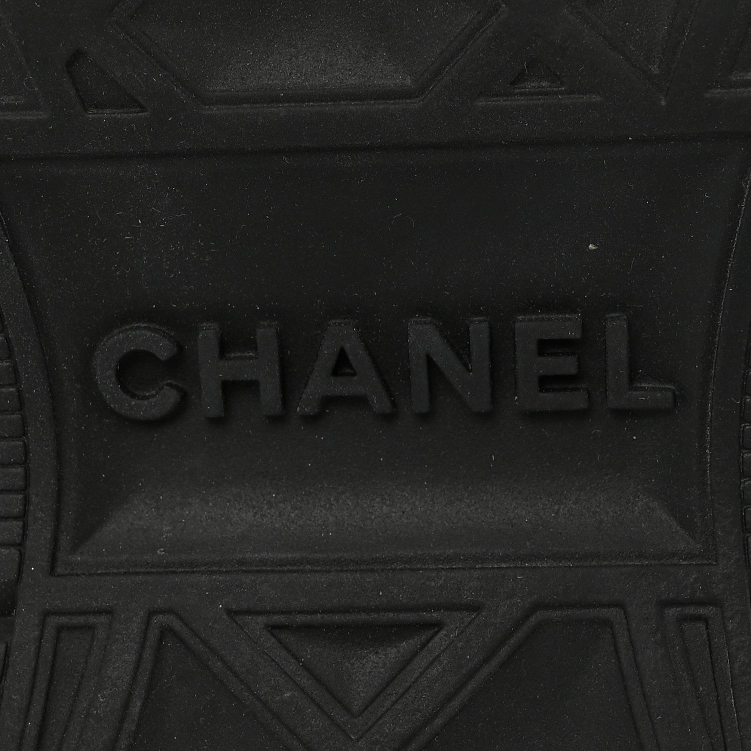 Chanel Fabric Suede Calfskin CC Sneakers 37 White Light Grey 7 of 14