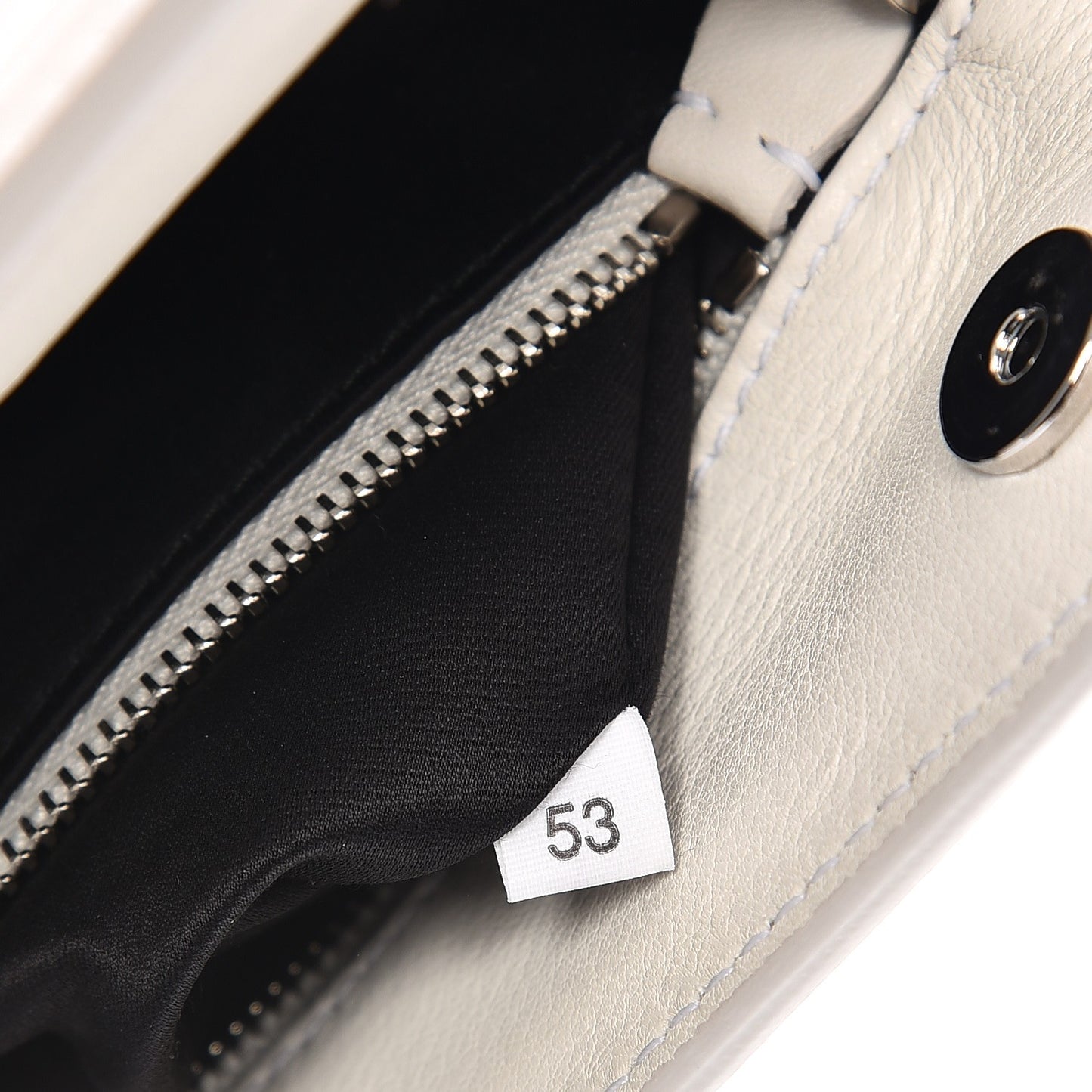 Vernice Patent Quilted Chain Clutch Bianco