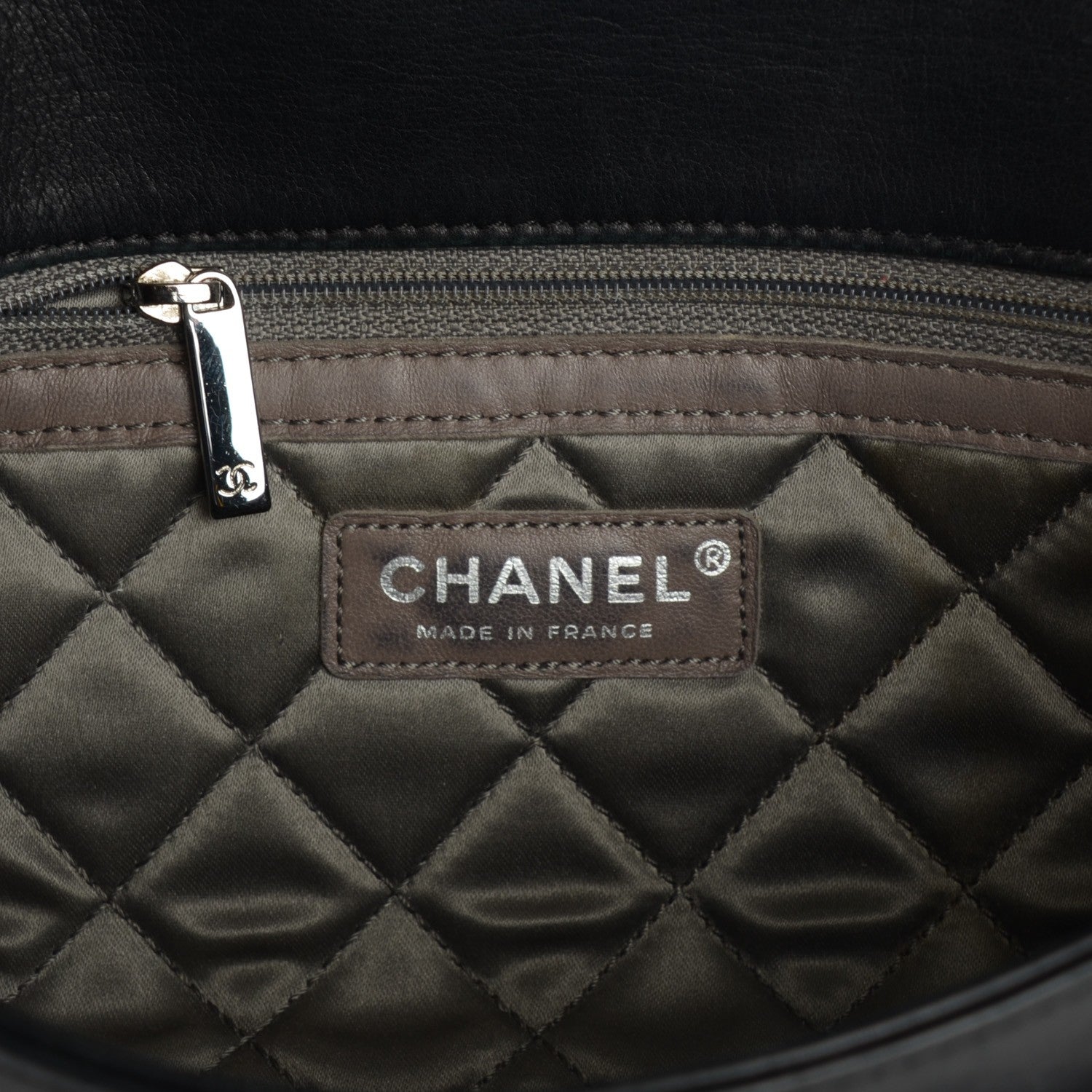 Chanel Calfskin Chevron Medium Flap Black 7 of 8