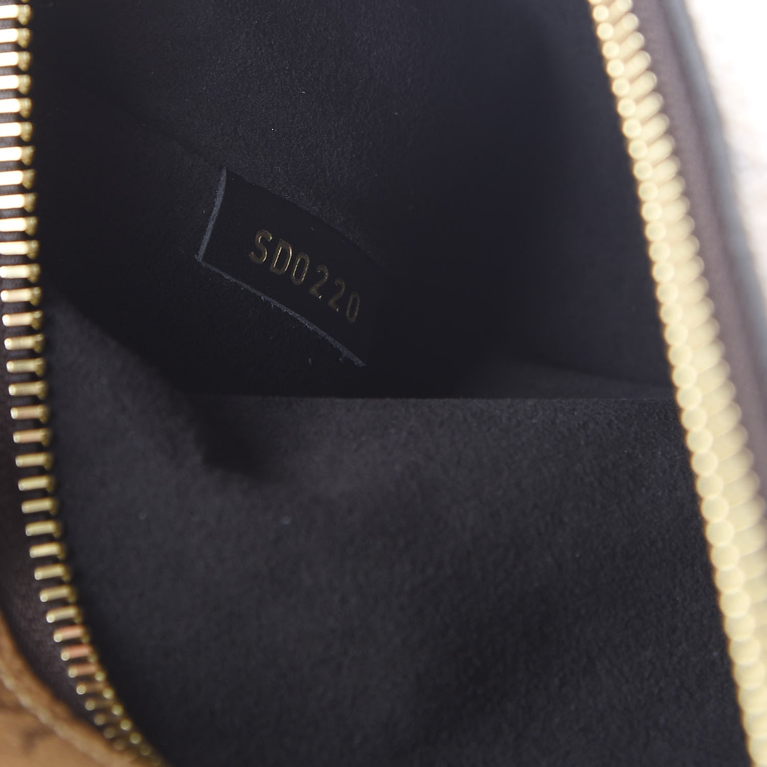 Louis Vuitton Reverse Monogram Pochette Metis 7 of 12