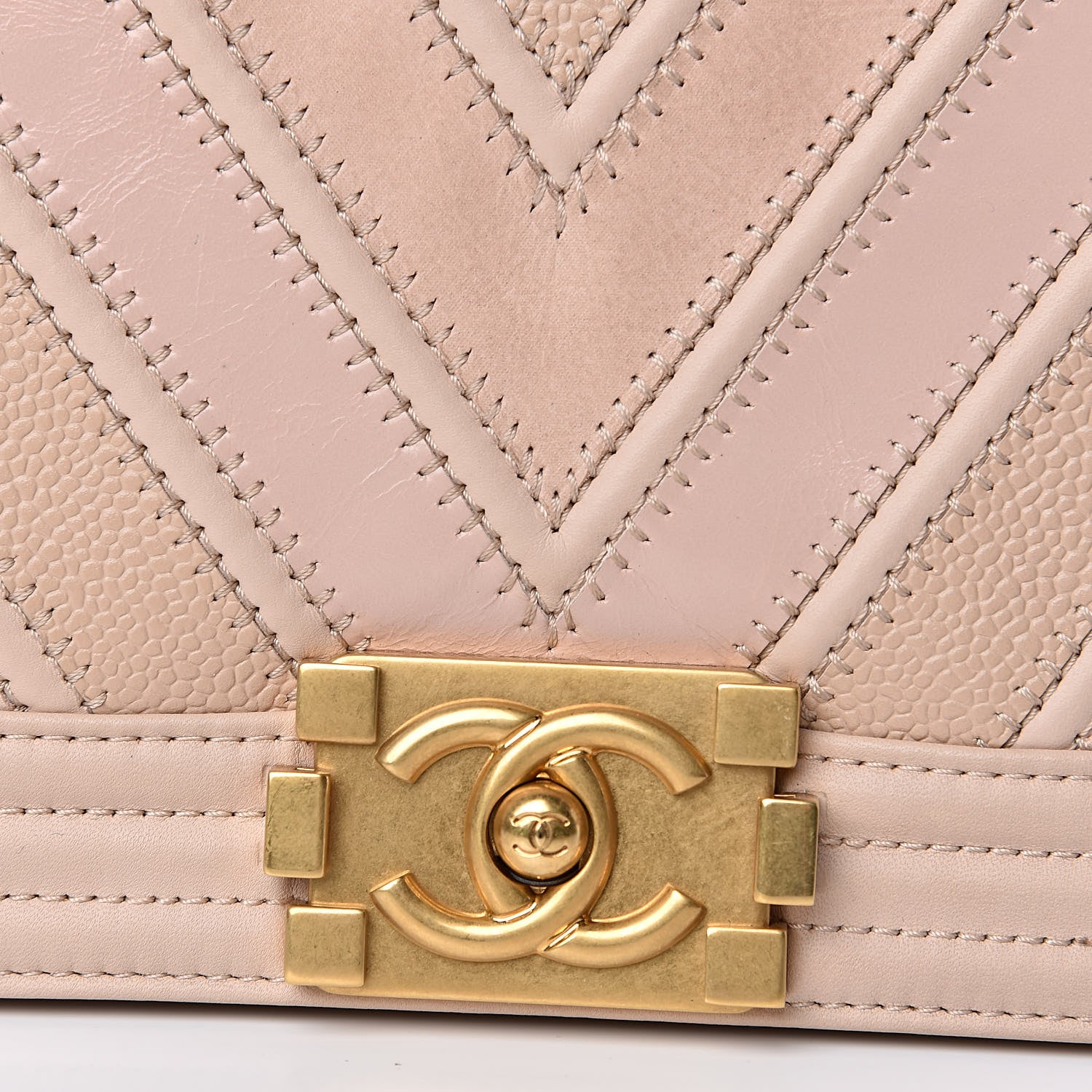 Chanel Caviar Calfskin Chevron Medium Boy Flap Light Pink 11 of 16